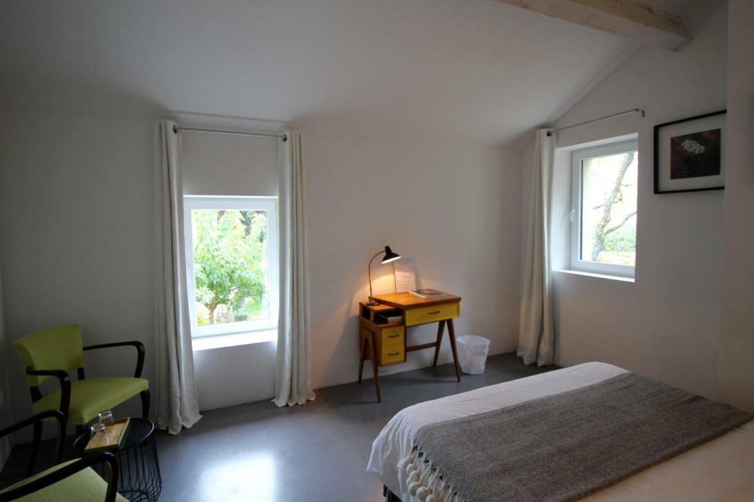Les Esplanes Bed & Breakfast La Garde Adhemar Luaran gambar